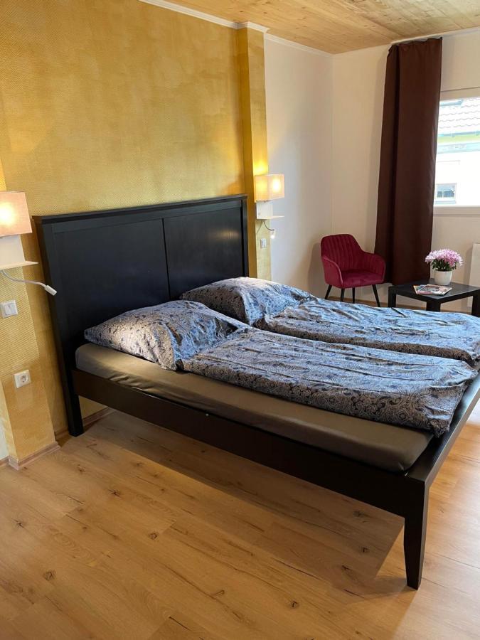 Promedklinik Apartment 1 Volkach Extérieur photo